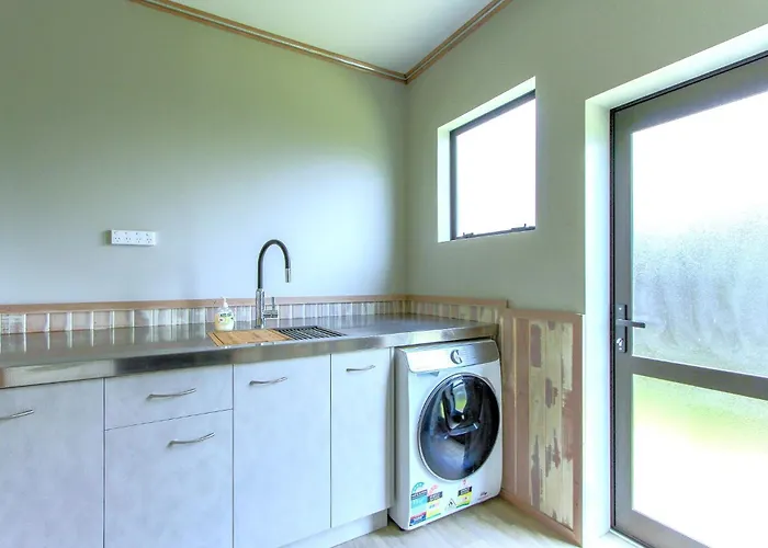 Spacious Retreat With Mountain View * Rotorua